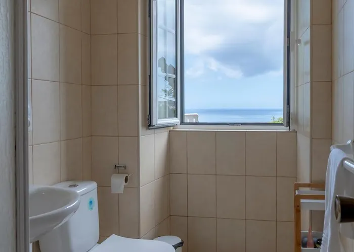 The Family House Horta (Azores)