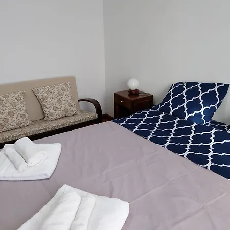 بيت للعطل The Family House