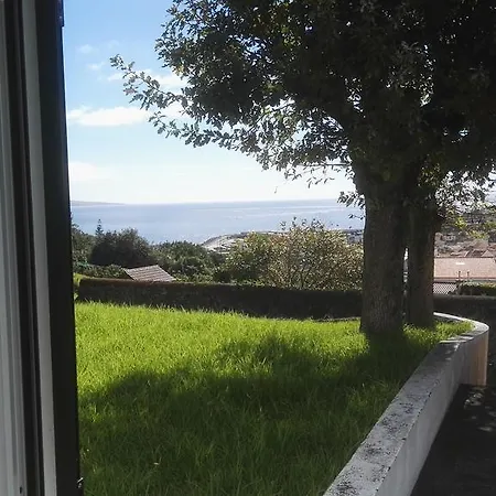 Hébergement de vacances The Family House